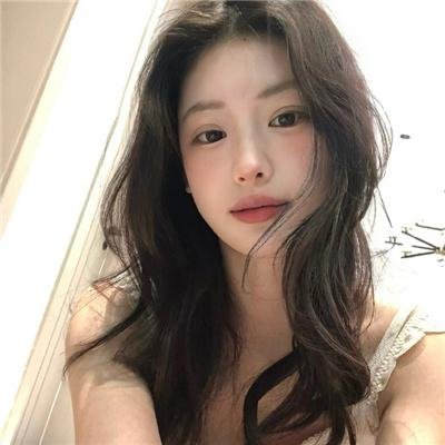 红衣少女